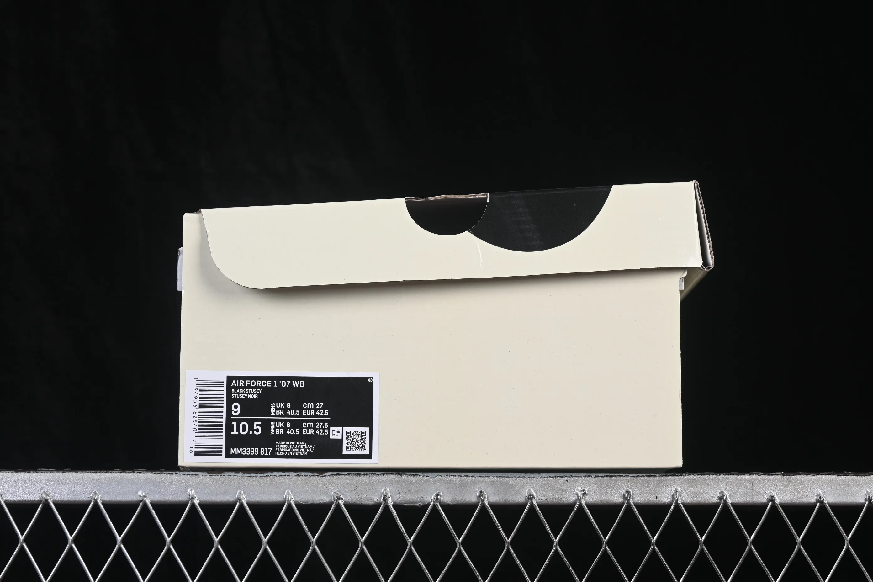 All categories Nk Air Force 1 Air Force series Nk Air Force 1 Low Air Force low-top Nike Air Force 1'07 Low black and white contrast Air Force 1 low-top casual sneakers MM3399-817